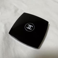 CHANEL コンパクトミラーのサムネイル