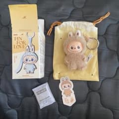 LABUBU ラブブ イニシャルのサムネイル