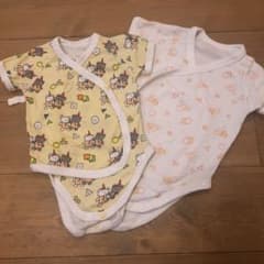 ユニクロ 肌着 ロンパース2枚セットのサムネイル