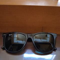 Ray-Ban　サングラス　WAYFARERのサムネイル