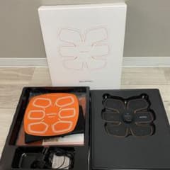 SIXPAD シックスパッド アブズフィット2(充電式) 箱・充電器付】SIXPAD シックスパッド アブズフィット2 EMS - メルカリ