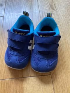 ASICS アイダホ　⭐︎キッズ13.5cm⭐︎のサムネイル