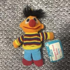セサミストリート　アーニー　ぬいぐるみのサムネイル