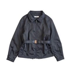 PRADA プラダ ナイロン ドリズラージャケット ベルト付 黒 美品 M相当 PRADA プラダ ナイロン ドリズラージャケット ベルト付 黒 美品 M相当