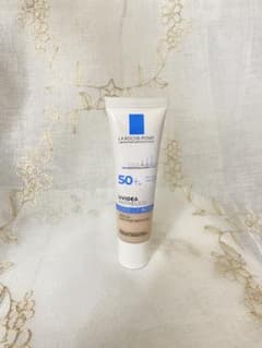 LA ROCHE-POSAY UVIDEA ANTHELIOS 50+のサムネイル
