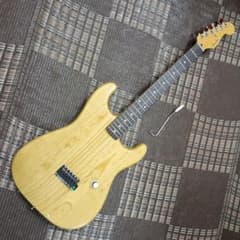 フェンダージャパン STCL-100 Fender Japan STCL-100(ストラトキャスター型のエレガット