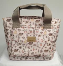【新品】Color Garden 庭の動物たち柄 トートバッグのサムネイル