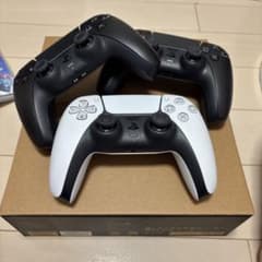 PS5 デュアルセンスコントローラー 3個セットのサムネイル