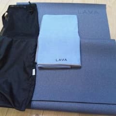 LAVAマットとケースセット　ミッドナイトブルー 美品 ラバ LAVA ヨガマット ミッドナイトブルー 専用ケース付 - メルカリ