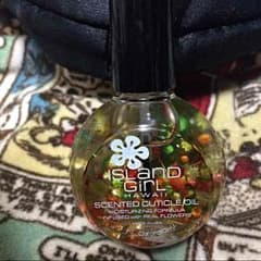 ネイルオイルのサムネイル