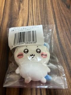 ちいかわ ハチワレだらけくじ ぬいぐるみバッジ スポーツ刈りのサムネイル