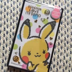 ななっぺ様 新品 ピカチュウ マルチアイシャドウのサムネイル