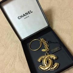 CHANEL ヴィンテージ キーホルダーのサムネイル