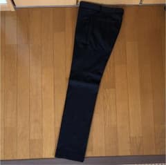 ユニクロ ストレッチパンツのサムネイル