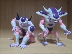フリーザ　第二形態　第三形態のサムネイル