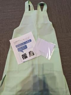 お値下しました　ニチイ学館　エプロンのサムネイル