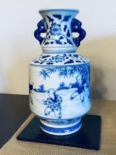 青白磁の花瓶(韓国) - メルカリ