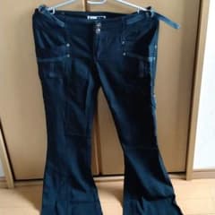 ozz on パンツのサムネイル