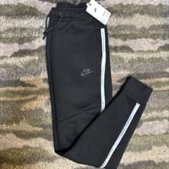 Nike テックフリースジョガーパンツのサムネイル