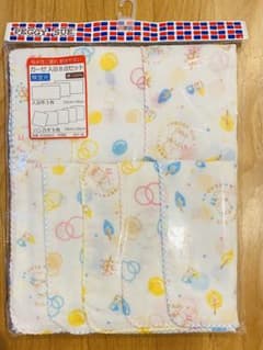 赤ちゃん　ガーゼ8点セットのサムネイル