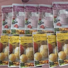 YOGINI FOOD 100 mix berry とfrut mix 20袋 - メルカリ