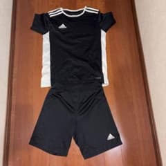 adidas サッカー トレーニングウェア 上下セット 150のサムネイル