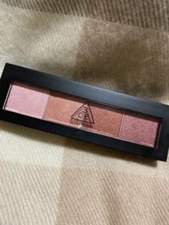 3CE アイシャドウパレットのサムネイル