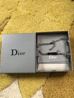 Dior ディオールチョーカーのサムネイル