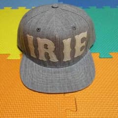 IRIE LIFE / グレー SNAP BACKのサムネイル