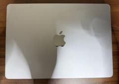 Apple MacBook Air 13インチ M5 32GB 1TBのサムネイル