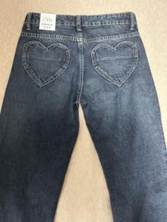 ZARA ハートデニムパンツ ミッドライズ 32のサムネイル