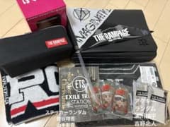 THE RAMPAGE 纏め売りフラッグ ほくタヌキ マルチポーチ タオル など THE RAMPAGE 纏め売りフラッグ ほくタヌキ マルチポーチ タオル など