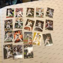 カルビー 阪神タイガース プロ野球カード 18枚セット バラ売り可のサムネイル