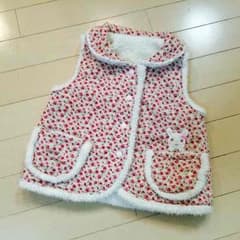 ペコさま専用☆クーラクールリバーシブルボアベスト 95のサムネイル