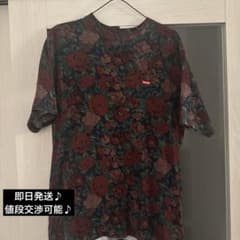 即日発送♪Supreme 花柄 フローラル Tシャツ Mサイズのサムネイル