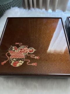 漆器 膳 2つセット 花模様 25 x 6 cmのサムネイル