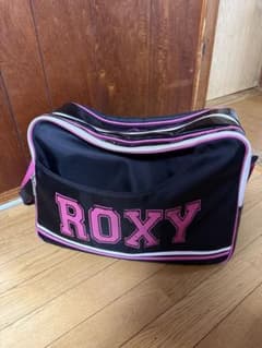 ROXY スポーツバッグ ブラック ピンクのサムネイル
