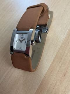 TISSOT ステンレススチール　スクエア クォーツ レディース腕時計のサムネイル