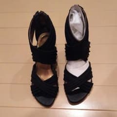新品・未使用！サンダルのサムネイル
