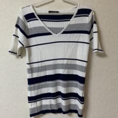 レディース トップスのサムネイル