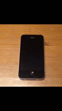 key様専用✨超美品✨ iPhone4 本体 充電器つき 32㎇のサムネイル