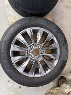 ランクル300純正ホイール　新車外し　ハイグロス 美品　265/55R20 ランクル300純正ホイール 新車外し ハイグロス 美品 265/55R20 - メルカリ