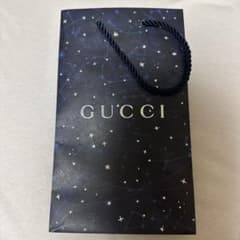 グッチ　ショップ袋　GUCCI クリスマスのサムネイル
