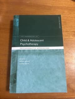 語学・辞書・学習参考書 Child and Adolescent Psychotherapy Child & Adolescent Psychotherapy - メルカリ