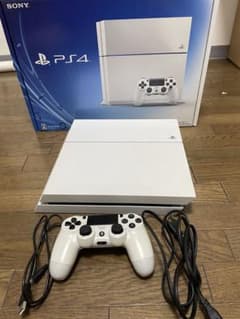 PS4 CUH-1100AB02 中古品  ホワイト 500GBのサムネイル