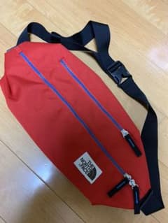 ショルダーバッグのサムネイル