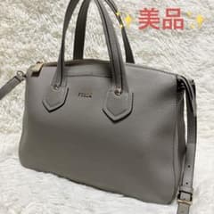 FURLA ジャダ Giada 2way レザー バッグ グレージュ 美品 - メルカリ