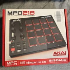 AKAI MPD218 MIDIパッドコントローラーのサムネイル