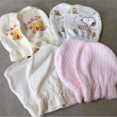 ♡ちっち♡様専用 新品未使用 ミトン4枚組 新生児のサムネイル