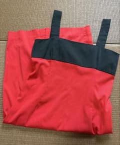 【美品】ZARA バイカラーワンピース　赤　黒タイトスカートのサムネイル
